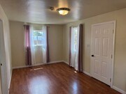 Photo - 130 N Poli Ave