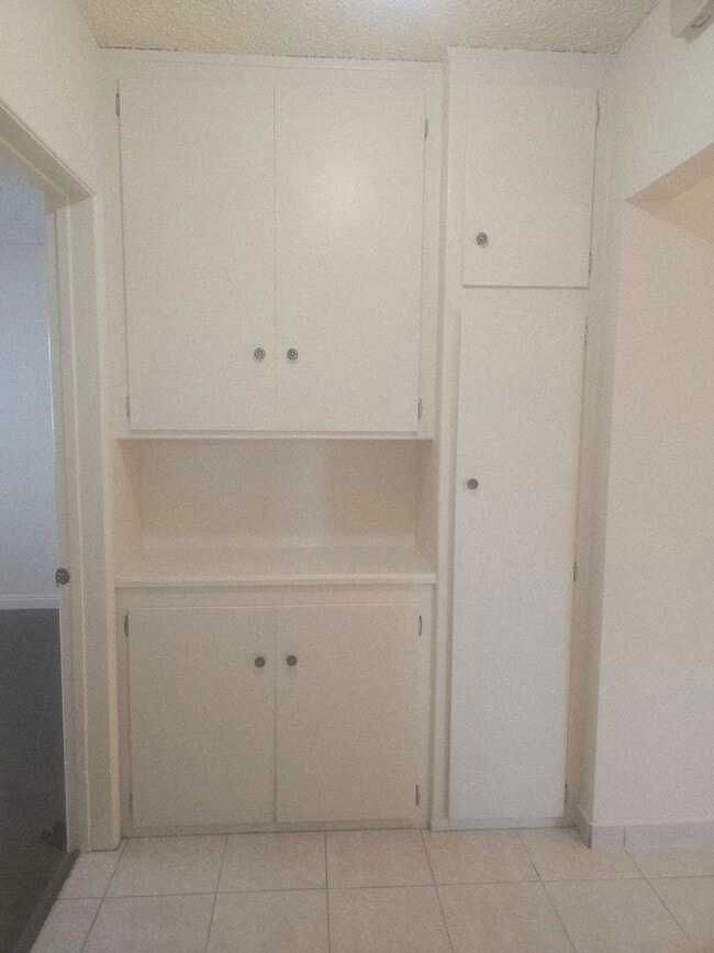 Photo - 4868 Oregon Ave