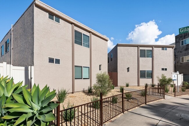 Building Photo - Holiday Special! Newly Renovated 1 Bedroom 1 Bath Unit 11