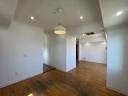 Photo - 610 Cross Ave