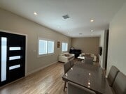 Photo - 10905 Olinda St