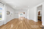 Photo - 137 E Ave 43