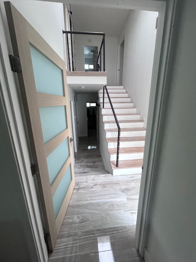 Photo - 2396 Redlands Dr