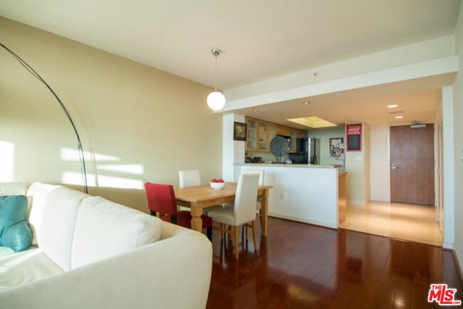 Photo - 13700 Marina Pointe Dr Unit 719