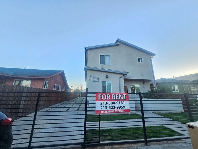 Photo - 74(860) Unit 74TH(862B)