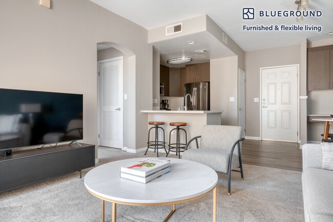 Photo - 25 S Oak Knoll Ave Unit FL4-ID857