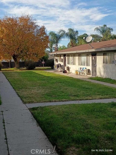 Building Photo - 13463 Edgemont St