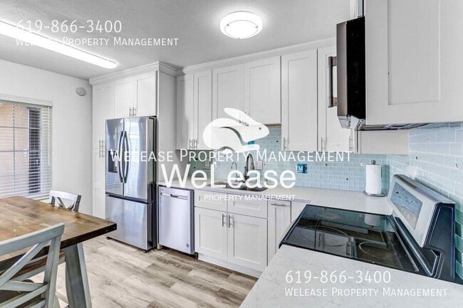 Building Photo - 5051 La Jolla Blvd