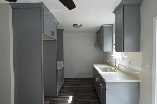 Building Photo - 887 BOSWELL PLACE Unit 5311