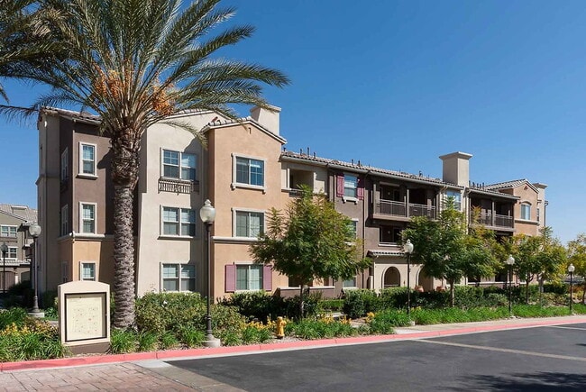 Building Photo - The Vistas of West Hills Rental