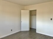 Photo - Hyde Park Unit One Bedroom