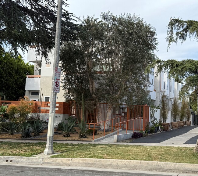 Photo - 1827 16th St Townhome