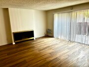 Photo - Villa Valencia Apartments
