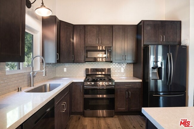 Building Photo - 4810 Hollow Corner Rd Unit 242