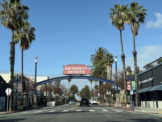 Building Photo - Charming Studio in the Heart of University Heights