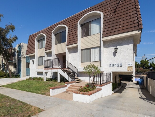 Building Photo - BELLA APARTMENTS: Beautiful 2 Bed - 2 Bath Unit 3