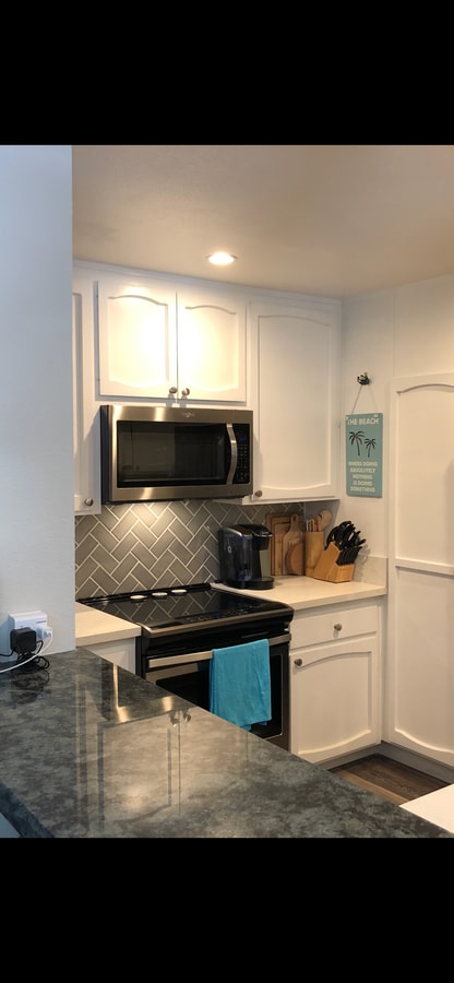 kitchen - 2625 Pirineos Way Unit 320