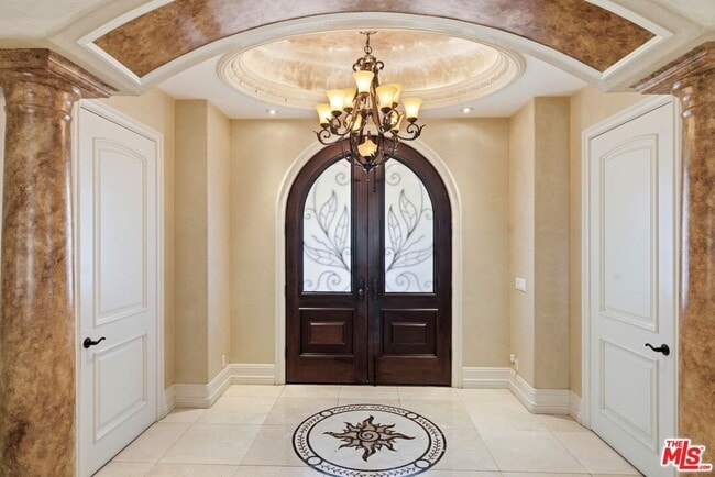 Photo - 2023 Parnell Ave