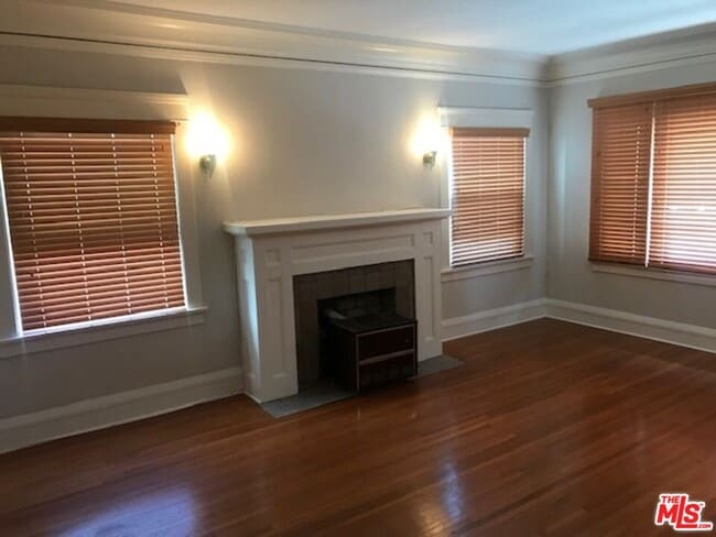 Photo - 1025 Locust Ave Condo Unit 5
