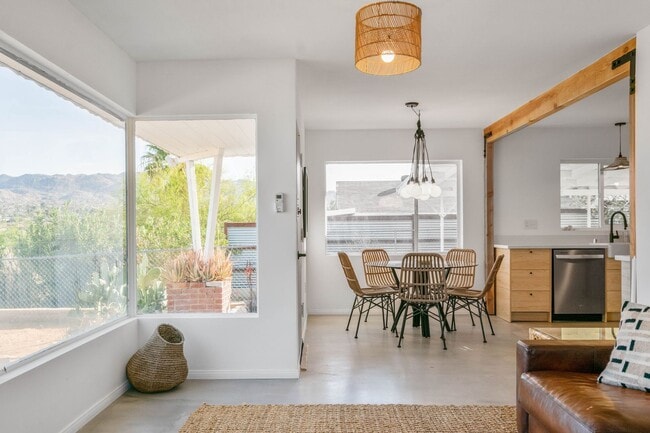 Photo - 3-Bed, 2-Bath Desert-Modern Bungalow with ...