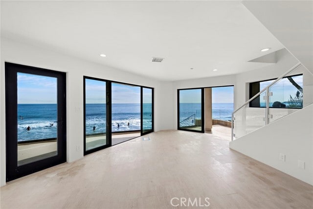 Photo - 715 Ocean Front