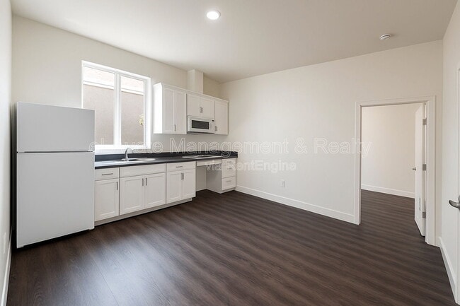 Photo - 11201 Main St Unit 101