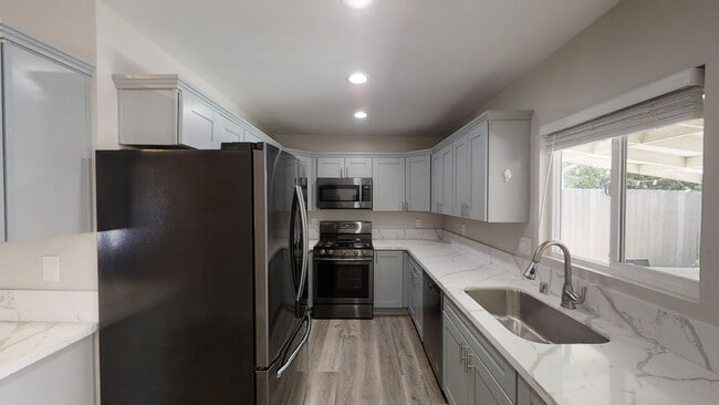 Photo - 4BR / 2BA on East Falls w/ Driveway Parking!