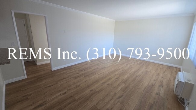 Photo - Hyde Park Manor