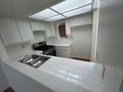 Photo - 400 N Kenwood St Unit 3