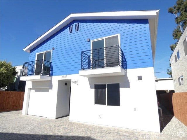 Building Photo - 10837 Blix St Rental