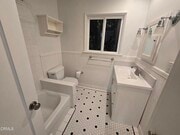 Photo - 2931 Fairmount Ave