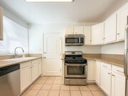 Photo - 10428 Riverside Dr Unit 10428