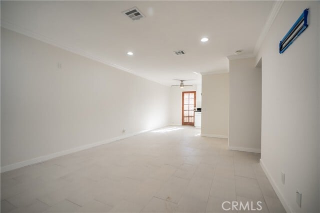 Photo - 38478 Larkin Ave