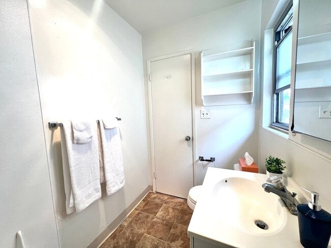 Photo - 1133 Reed Ave Unit D