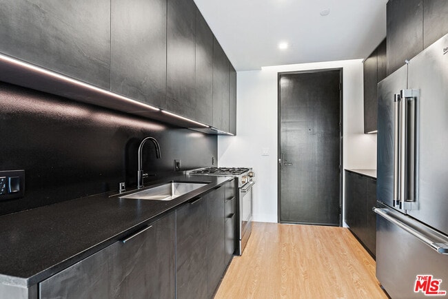 Photo - 3667 Keystone Av Unit 433