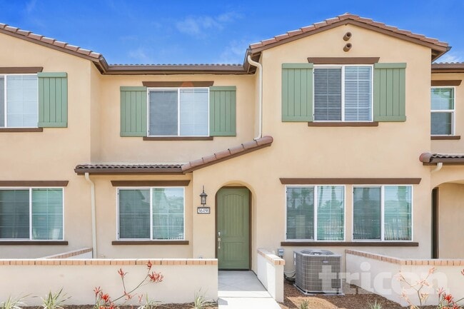 Building Photo - 36490 Tal Vez Wy