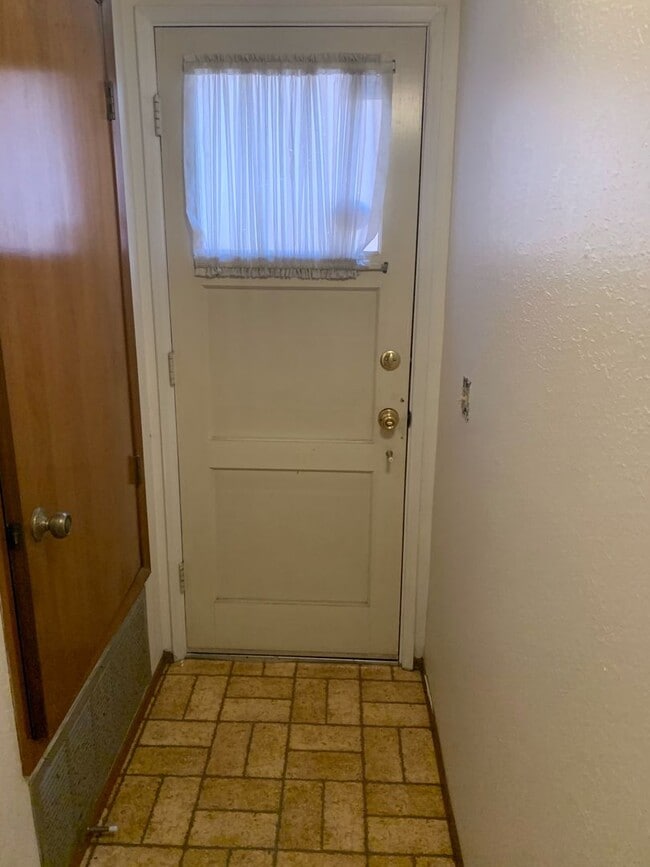 Photo - 255-257 Evergreen Ave Unit 255