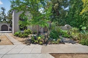 Photo - 550 Old Mill Rd