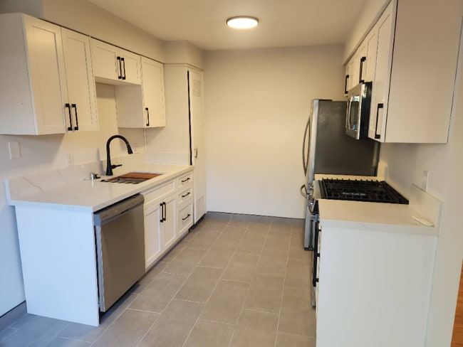 Photo - 1442 Stanford St Unit D