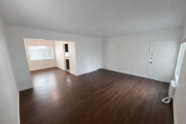 Photo - Remodeled 2BR in NoHo – Brand New Kitchen, 2 Parking Spaces, Walk to NoHo West Mall Unit 11437 Oxnard St #6