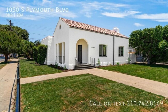Photo - 1050 S Plymouth Blvd House