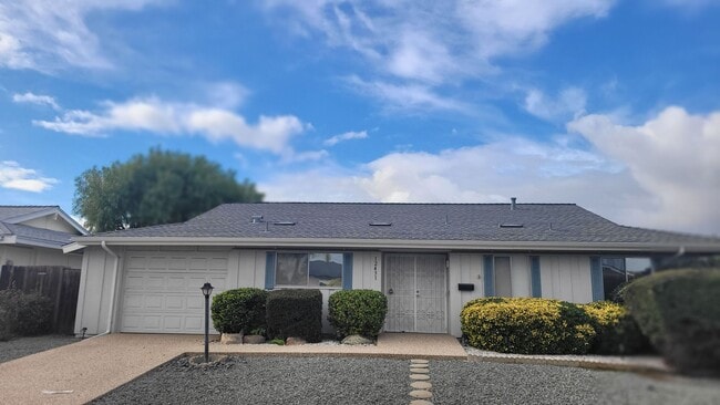Building Photo - Seven Oaks Active Adult Living