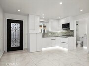 Photo - 18841 Collins St Townhome