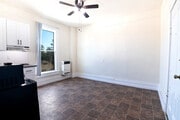 Photo - Mariachi Plaza Apartments