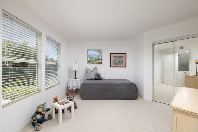 Photo - 132 Cameray Heights