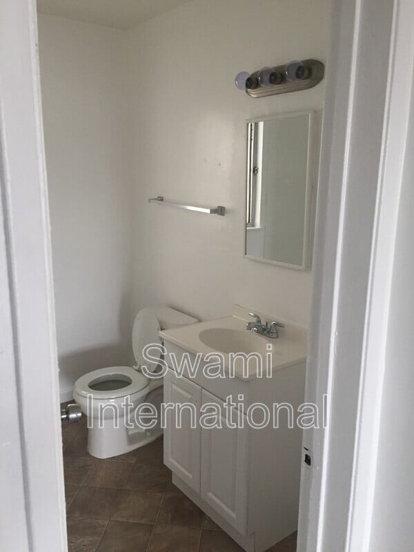 Photo - 2030 E Florence Ave Unit #6