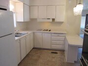 Photo - 848 S Lyon Ave