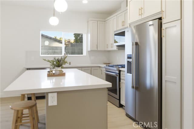 Photo - 215 E 2nd St