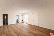 Photo - 840 N Fuller Ave