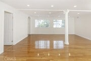 Photo - 1610 N Hoover St Townhome